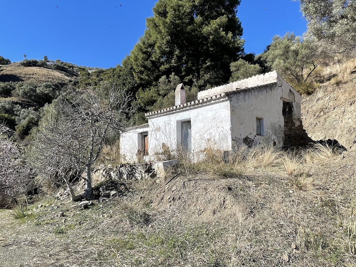 Se vende Terreno con Ruina de 1 dormitorios en Costa Del Sol East, Málaga, España