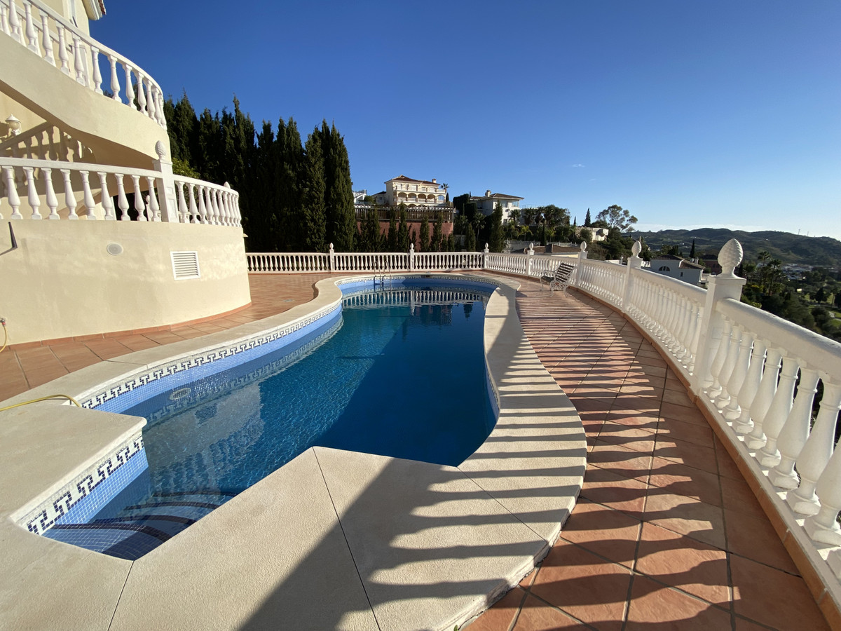 5 Bed Townhouse for sale in Mijas Golf Costa Del Sol, Málaga, Spain