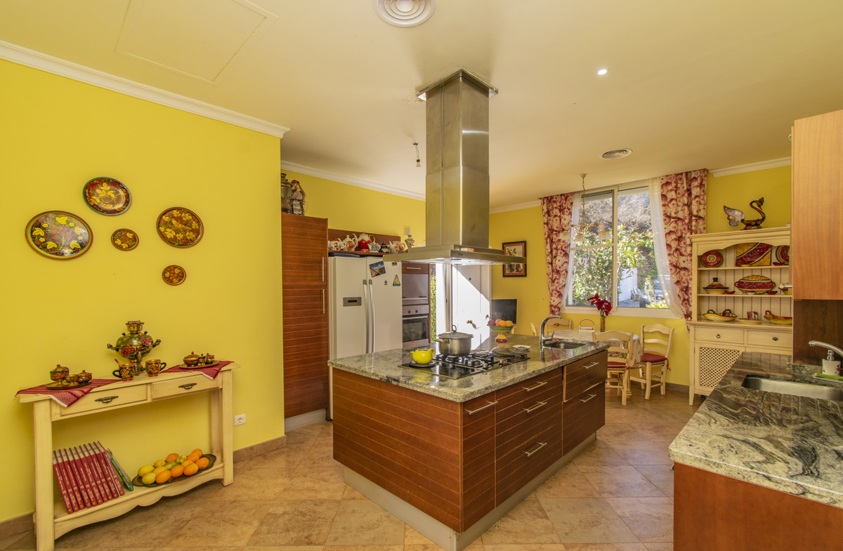 Se vende Villa - Chalet de 7 dormitorios en Costa Del Sol, Málaga, España