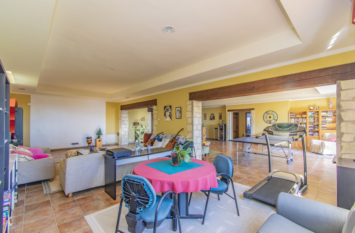 Se vende Villa - Chalet de 7 dormitorios en Costa Del Sol, Málaga, España