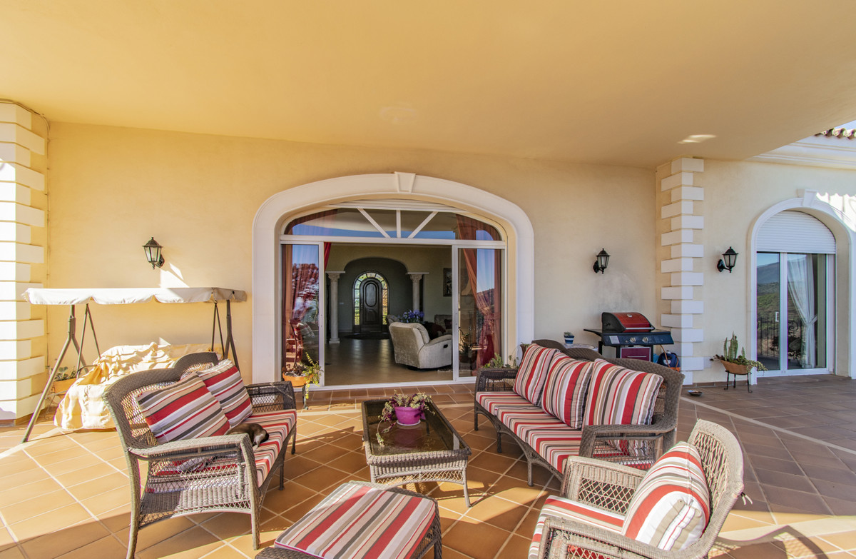 Se vende Villa - Chalet de 7 dormitorios en Costa Del Sol, Málaga, España