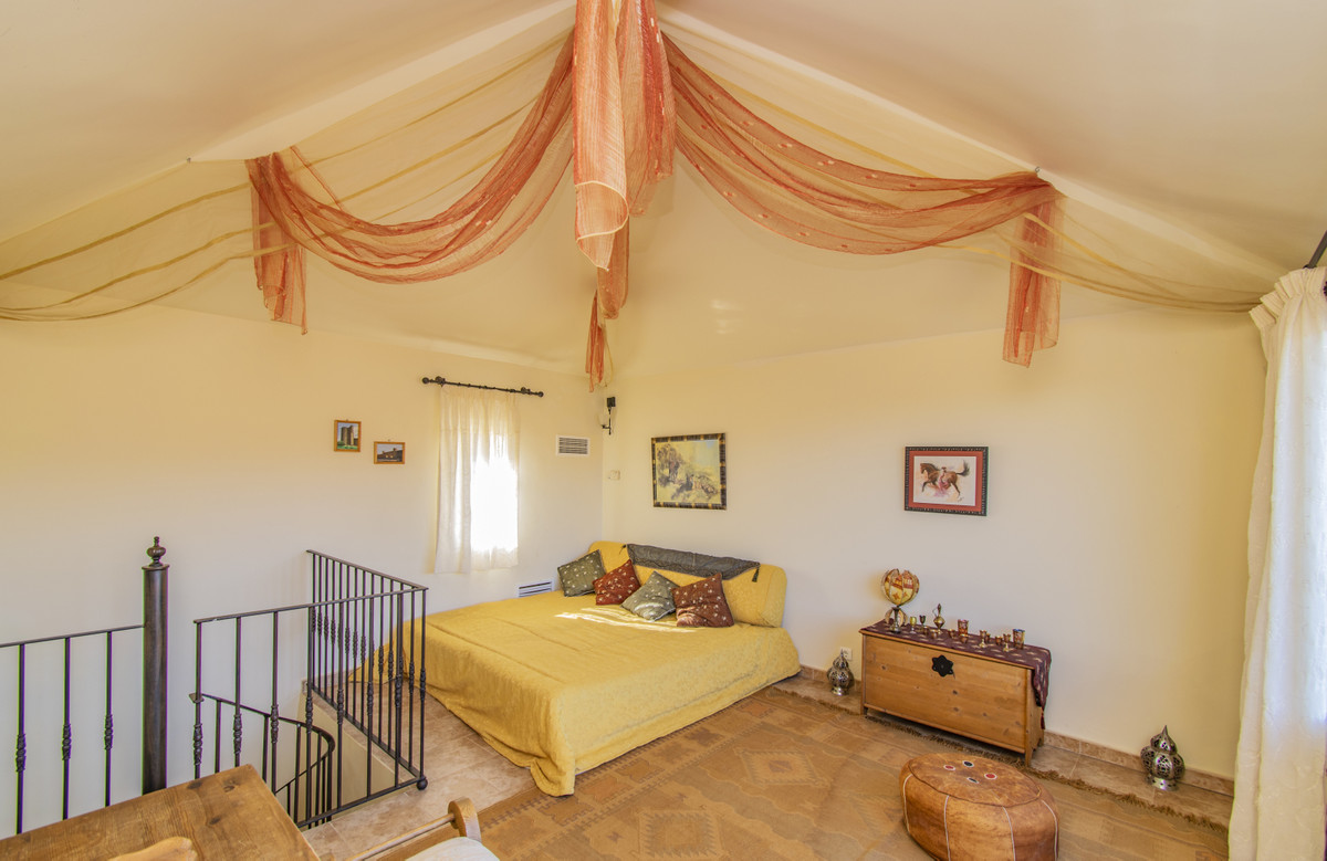 Se vende Villa - Chalet de 7 dormitorios en Costa Del Sol, Málaga, España