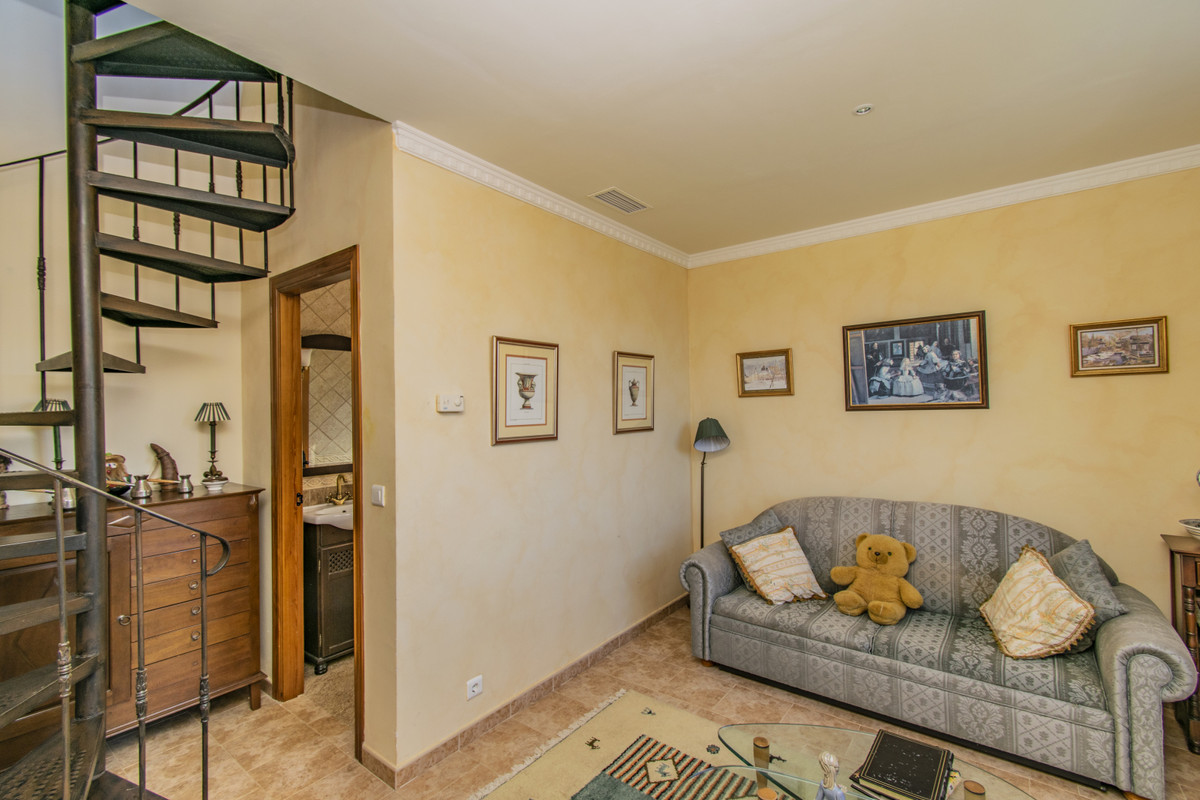 Se vende Villa - Chalet de 7 dormitorios en Costa Del Sol, Málaga, España