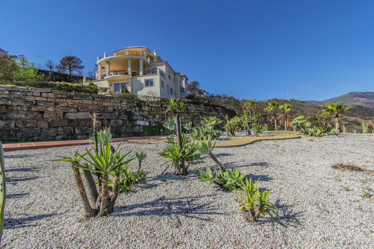Se vende Villa - Chalet de 7 dormitorios en Costa Del Sol, Málaga, España