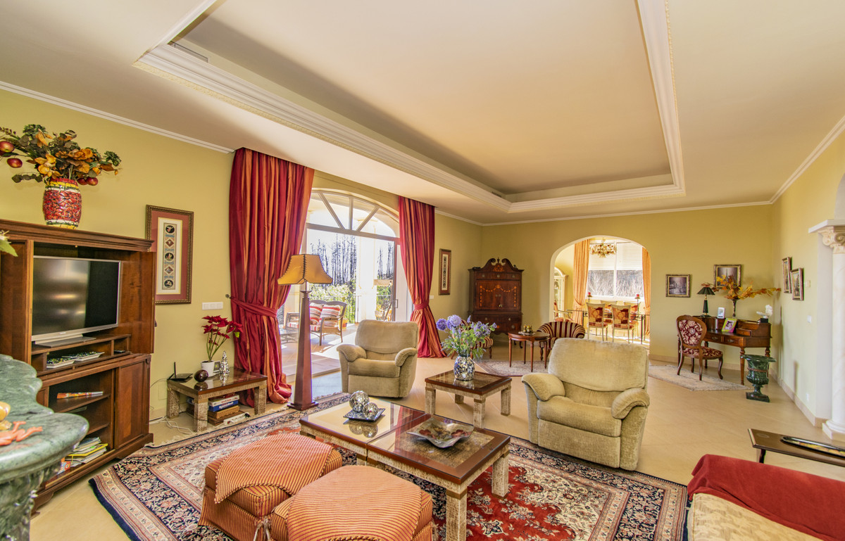 Se vende Villa - Chalet de 7 dormitorios en Costa Del Sol, Málaga, España