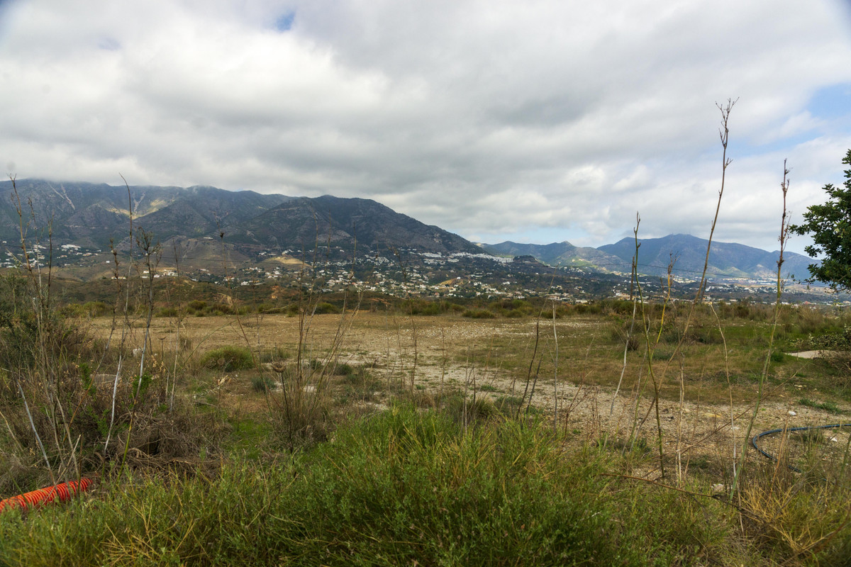 Se vende Terreno Urbano  en Costa Del Sol, Málaga, España