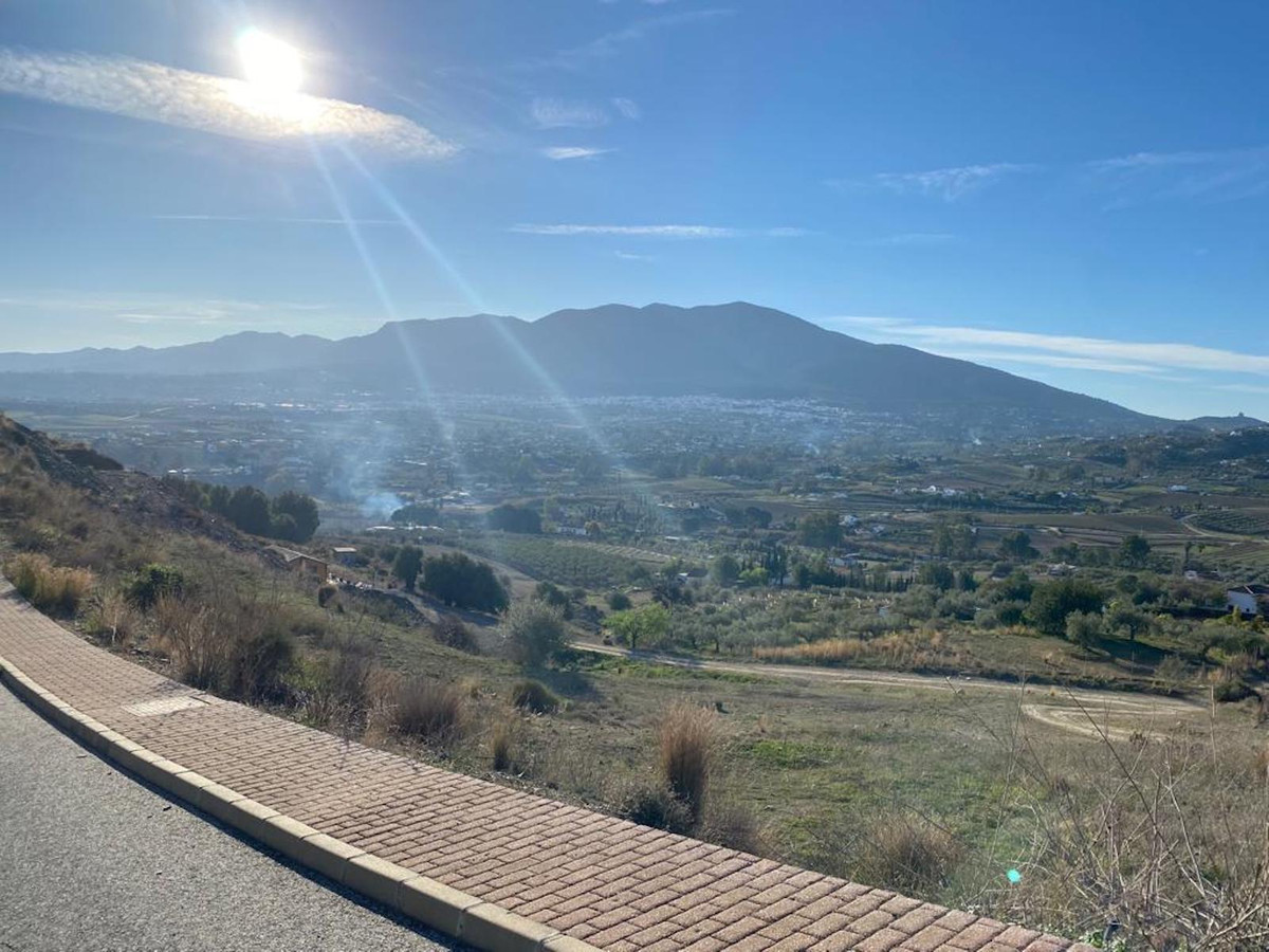 Se vende Terreno Urbano  en Costa Del Sol, Málaga, España
