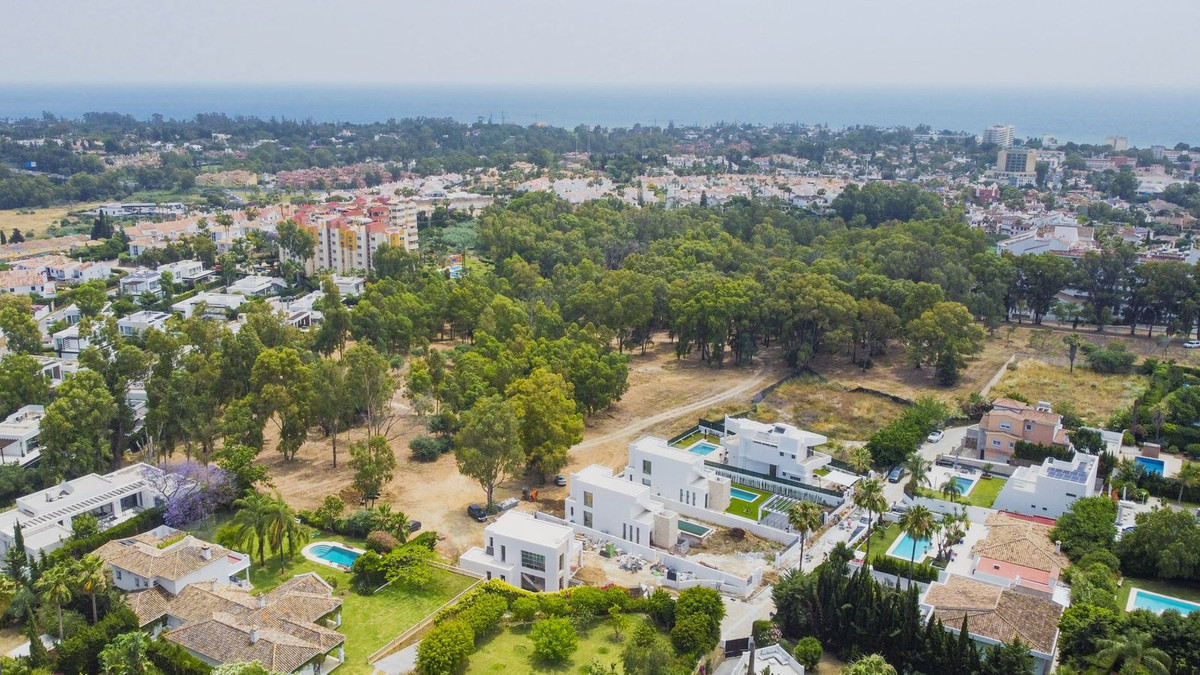 Se vende Villa - Chalet de 6 dormitorios en Costa Del Sol, Málaga, España