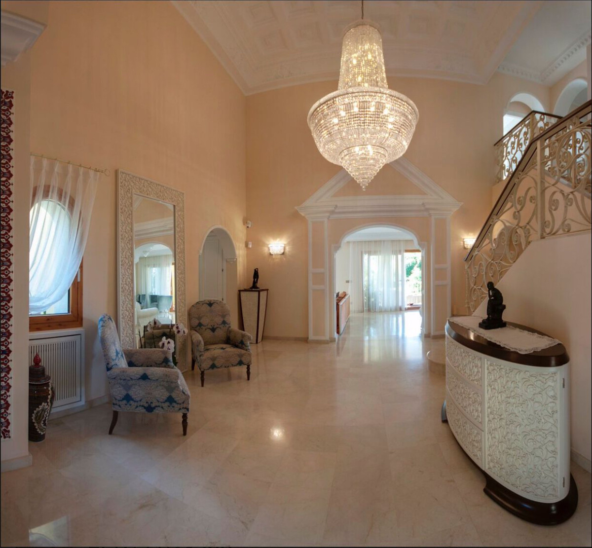 Se vende Villa - Chalet de 5 dormitorios en Costa Del Sol, Málaga, España