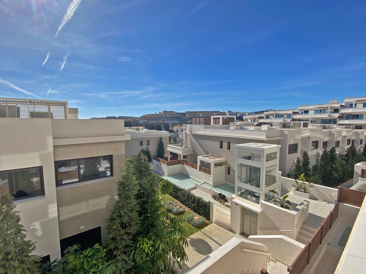 2 Bed Apartment for sale in La Cala De Mijas Costa Del Sol, Málaga, Spain