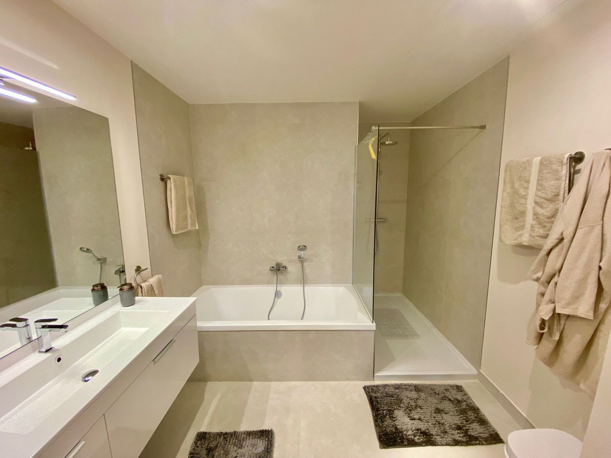 2 Bed Apartment for sale in La Cala De Mijas Costa Del Sol, Málaga, Spain