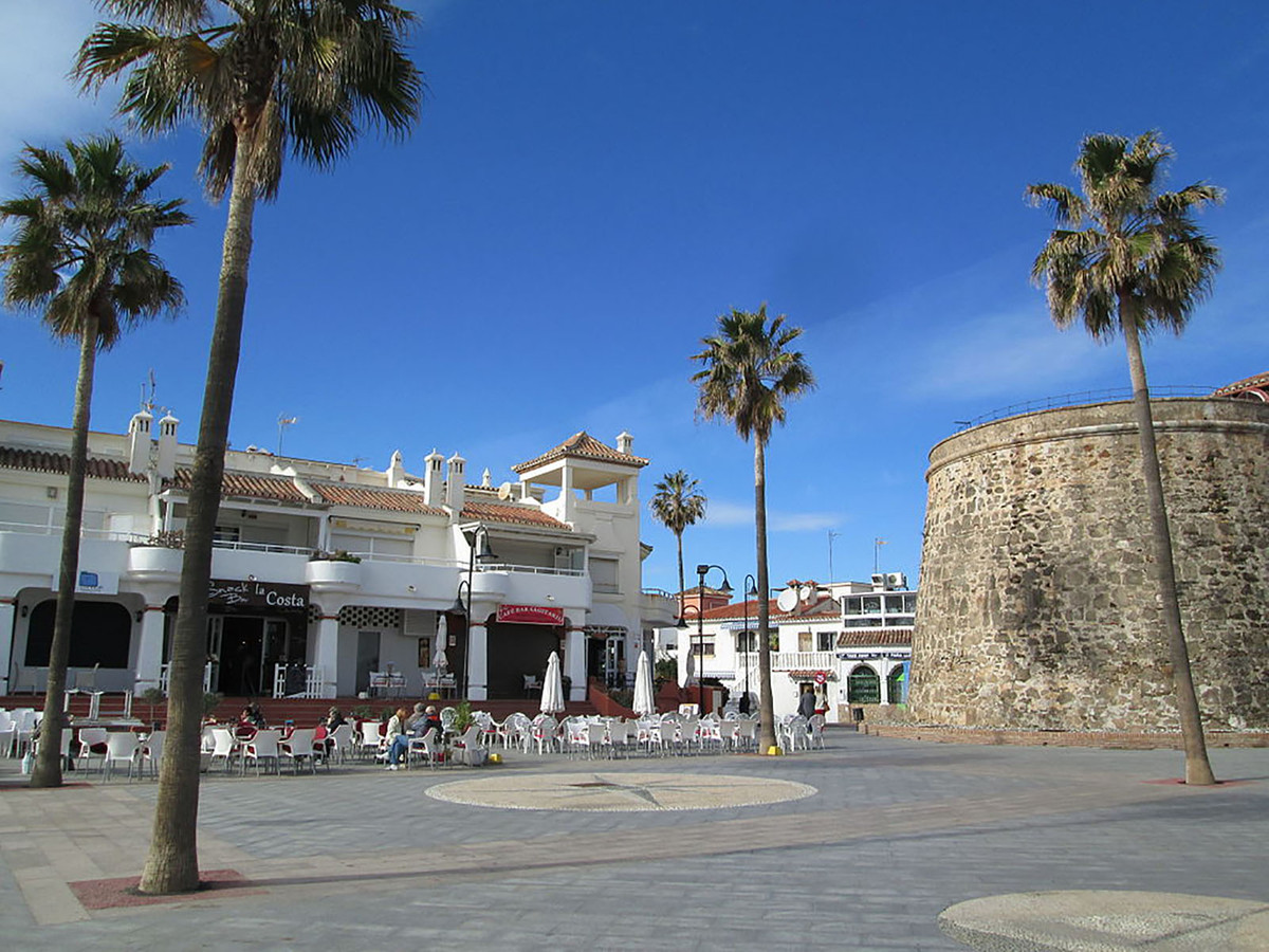 2 Bed Apartment for sale in La Cala De Mijas Costa Del Sol, Málaga, Spain