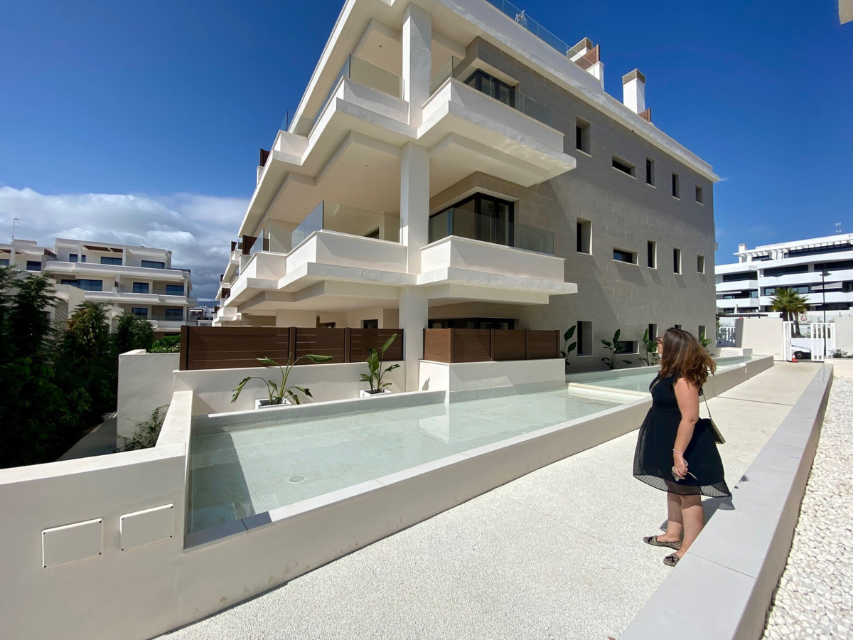 2 Bed Apartment for sale in La Cala De Mijas Costa Del Sol, Málaga, Spain