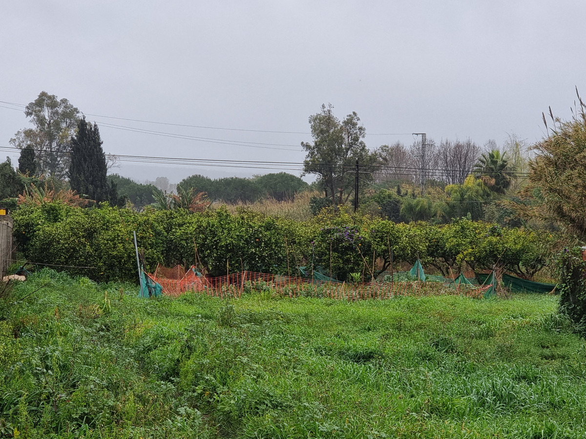 Se vende Terreno Rustico  en Costa Del Sol, Cadiz, España
