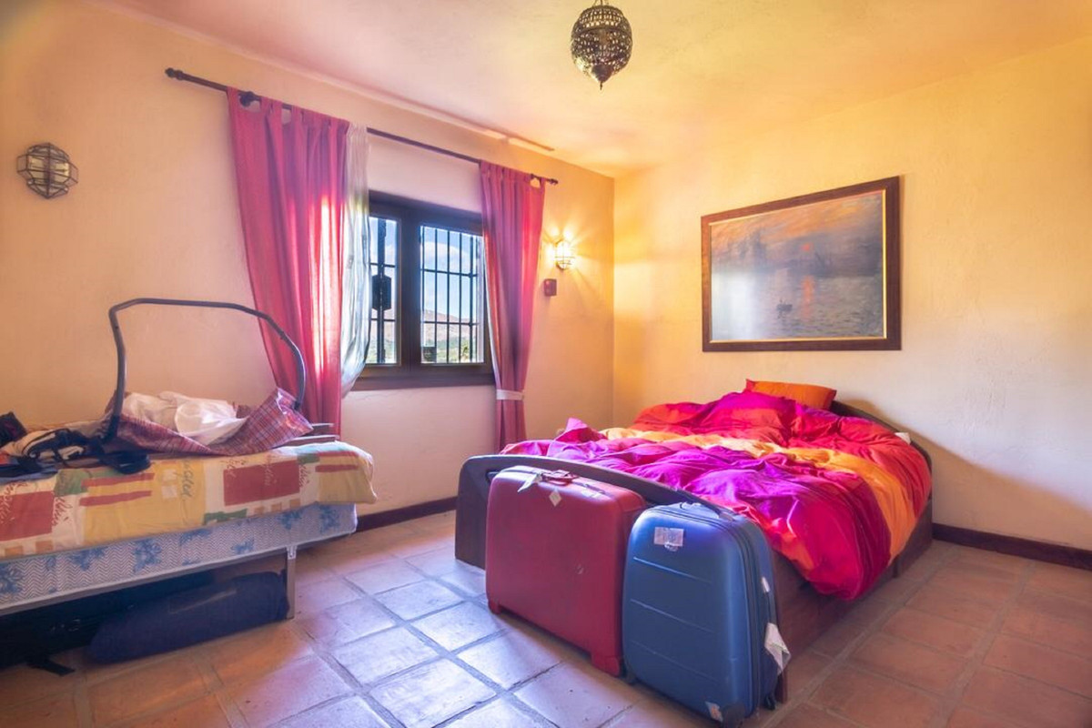 5 Bed Townhouse for sale in Mijas Costa Del Sol, Málaga, Spain