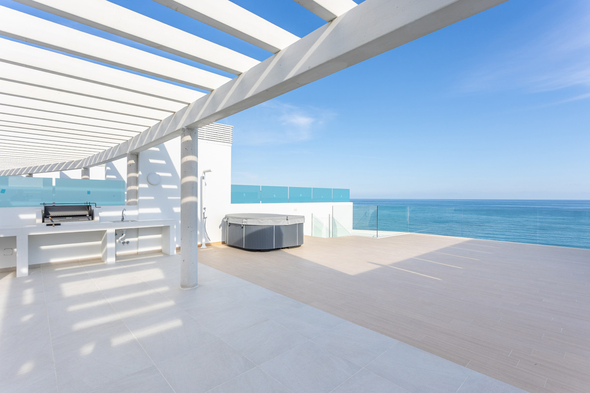 2 Bed Apartment for sale in Carvajal Costa Del Sol, Málaga, Spain