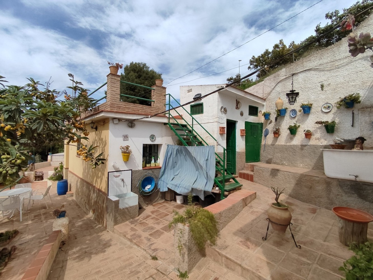 4 Bed Townhouse for sale in Vélezmálaga Costa Del Sol East, Málaga, Spain