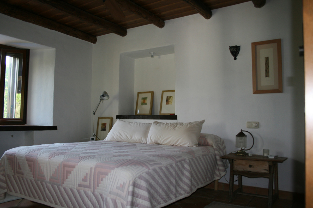 1 Bed Townhouse for sale in Jubrique Costa Del Sol, Málaga, Spain