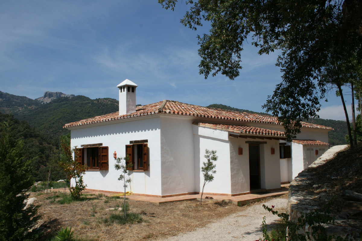 1 Bed Townhouse for sale in Jubrique Costa Del Sol, Málaga, Spain