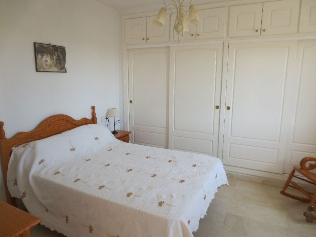 Se vende Villa - Chalet de 6 dormitorios en Costa Blanca, Alicante, España