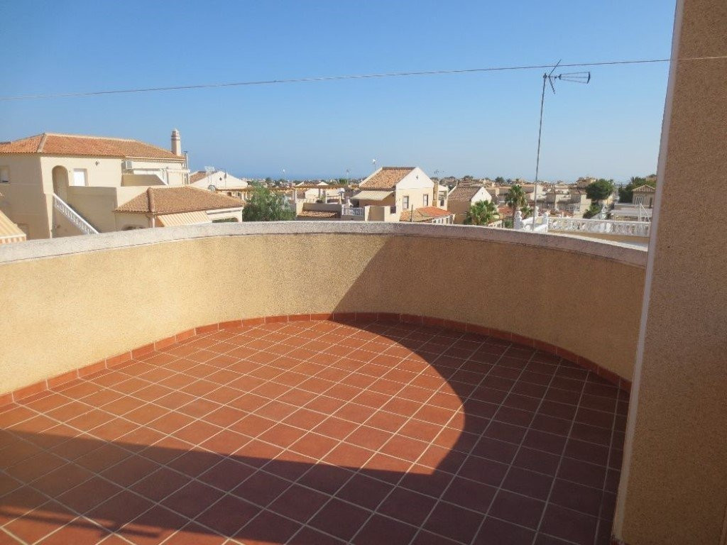 Se vende Villa - Chalet de 6 dormitorios en Costa Blanca, Alicante, España