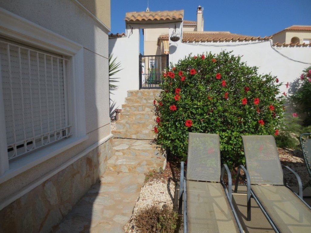 Se vende Villa - Chalet de 6 dormitorios en Costa Blanca, Alicante, España
