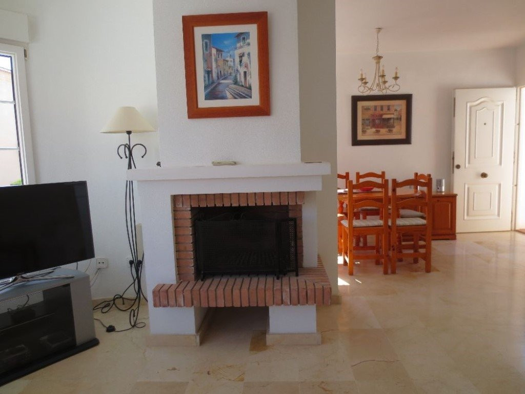 Se vende Villa - Chalet de 6 dormitorios en Costa Blanca, Alicante, España