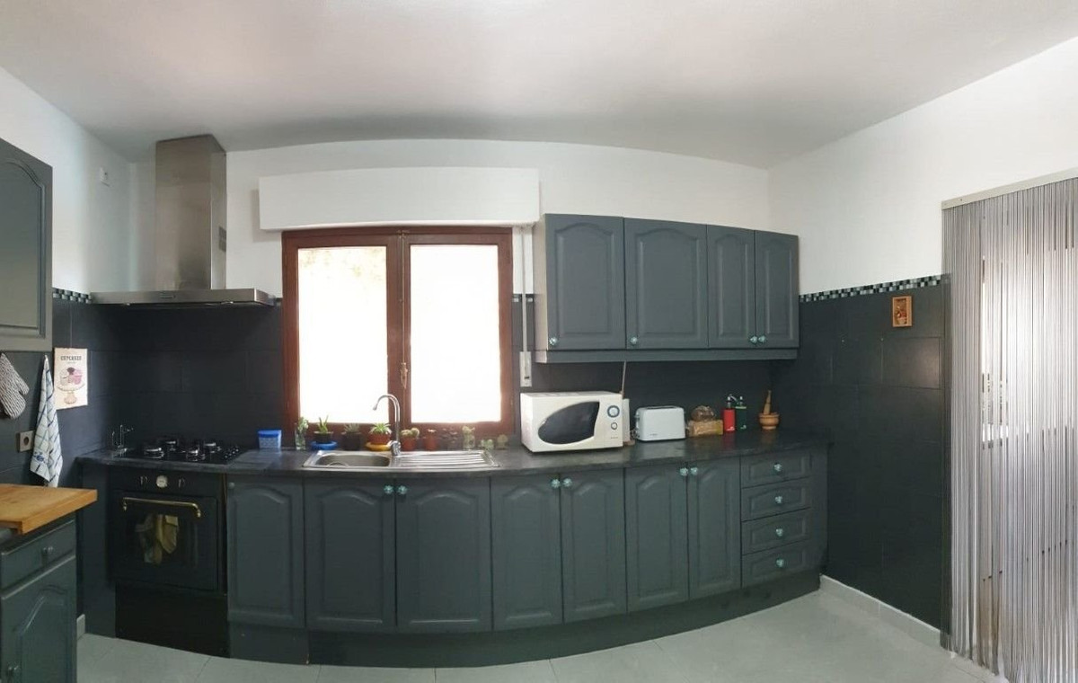 6 Bed Townhouse for sale in Orihuela Costa Blanca, Alicante, Spain