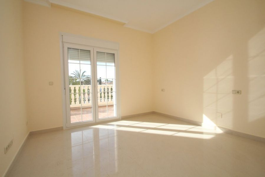 4 Bed Townhouse for sale in Cabo Roig Costa Blanca, Alicante, Spain