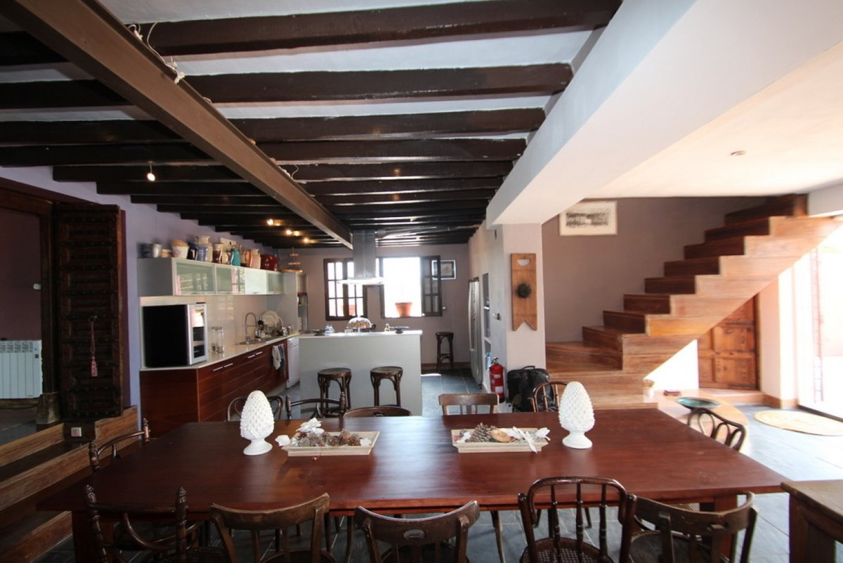 4 Bed Townhouse for sale in Torremendo Costa Blanca, Alicante, Spain