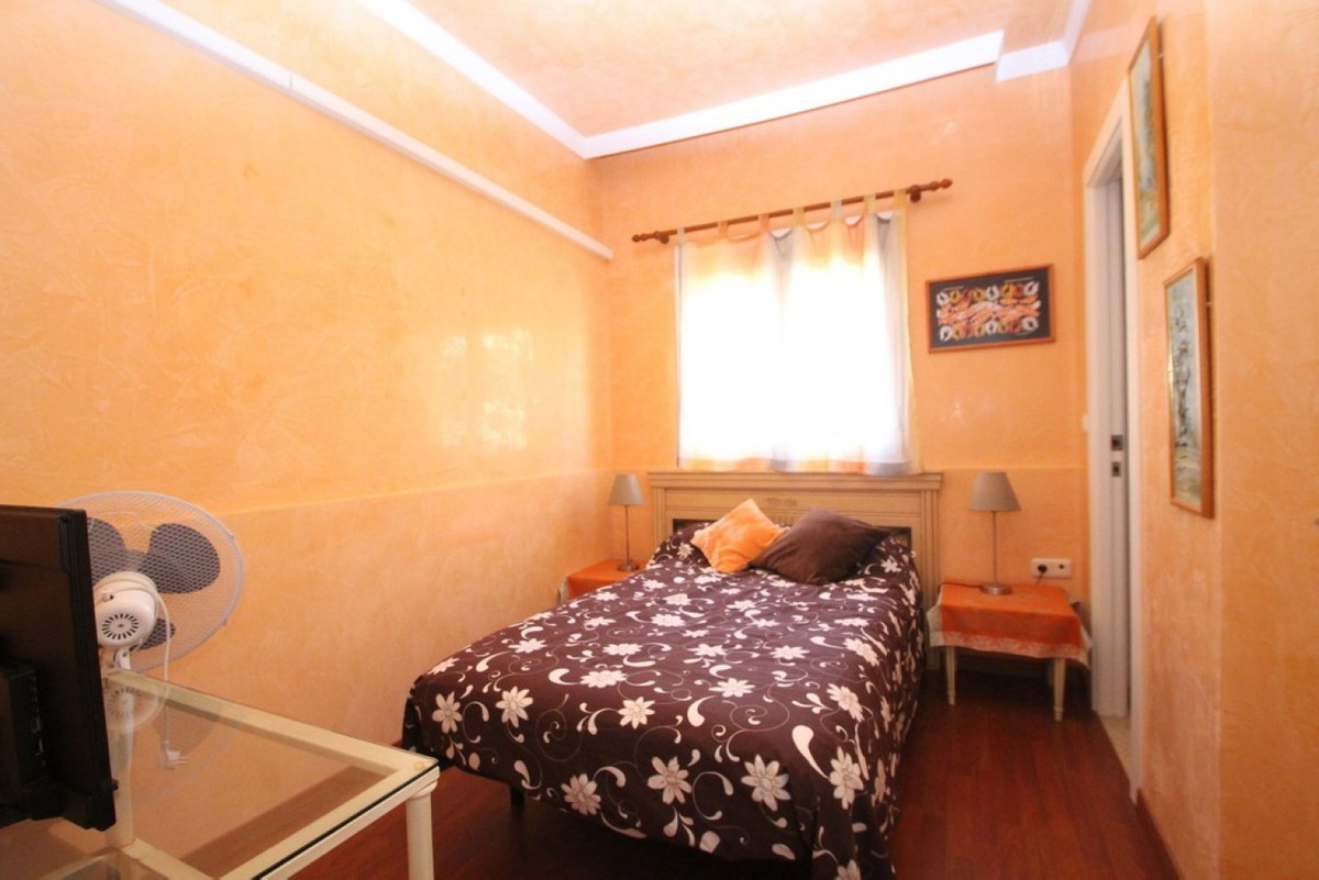 5 Bed Townhouse for sale in Cabo Roig Costa Blanca, Alicante, Spain