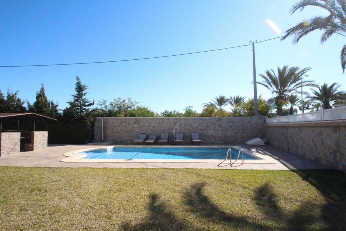 5 Bed Townhouse for sale in Cabo Roig Costa Blanca, Alicante, Spain