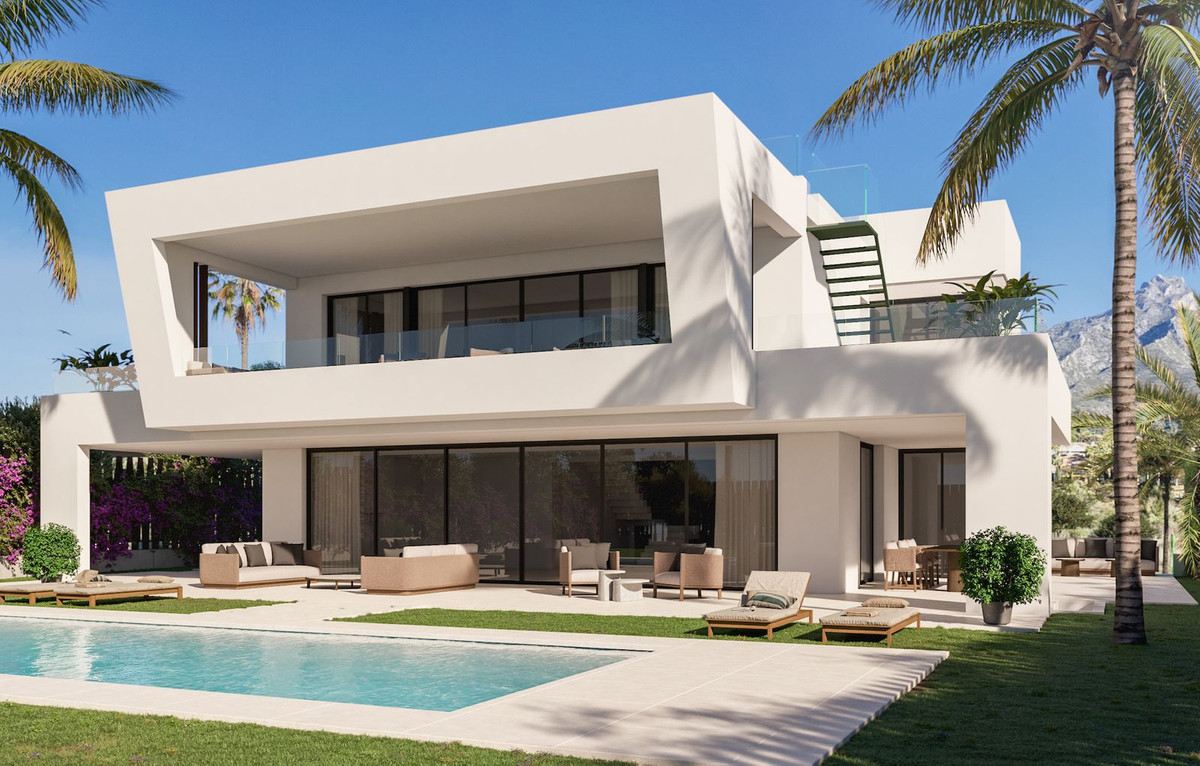 Se vende Villa - Chalet de 5 dormitorios en Costa Del Sol, Málaga, España