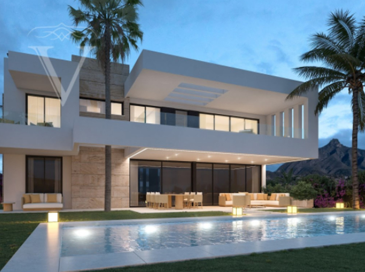 Se vende Villa - Chalet de 5 dormitorios en Costa Del Sol, Málaga, España