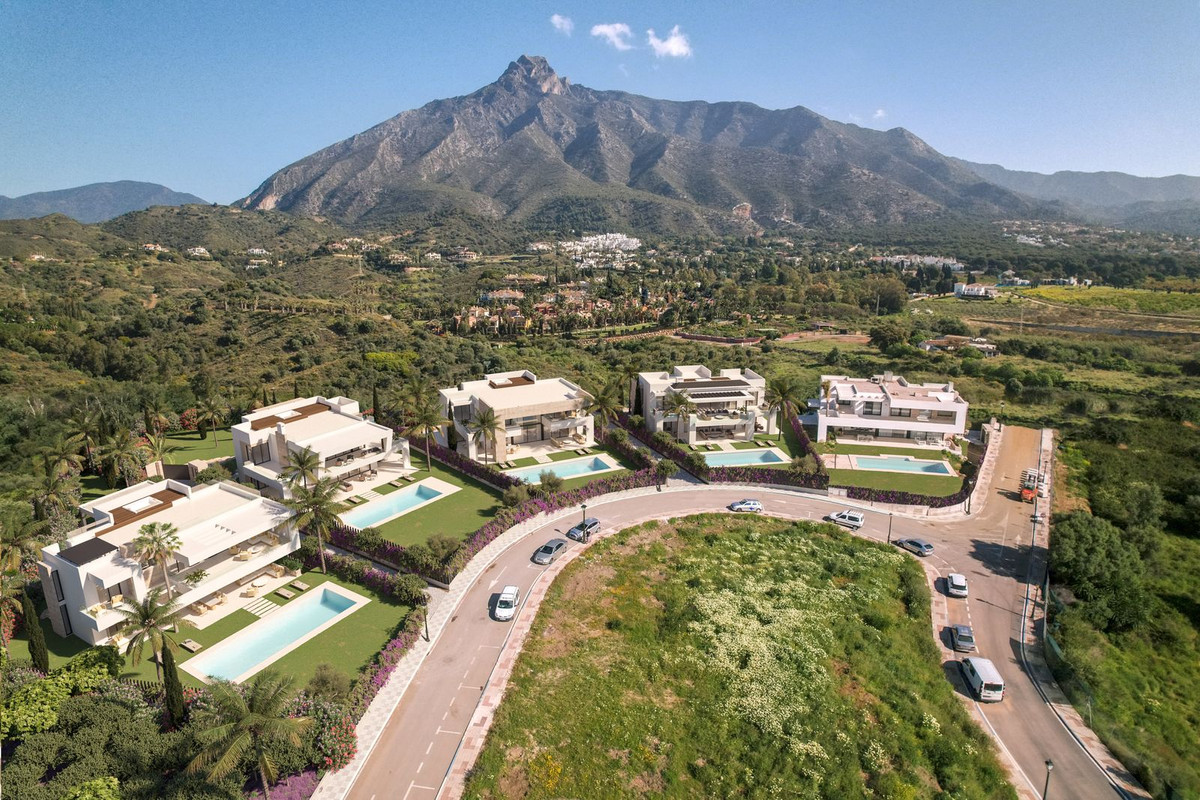 Se vende Villa - Chalet de 5 dormitorios en Costa Del Sol, Málaga, España