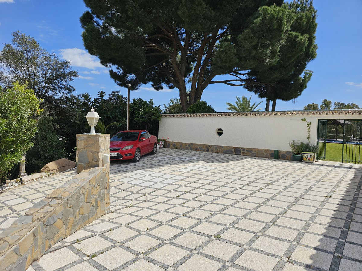 3 Bed Townhouse for sale in Entrerrios Málaga, Málaga, Spain