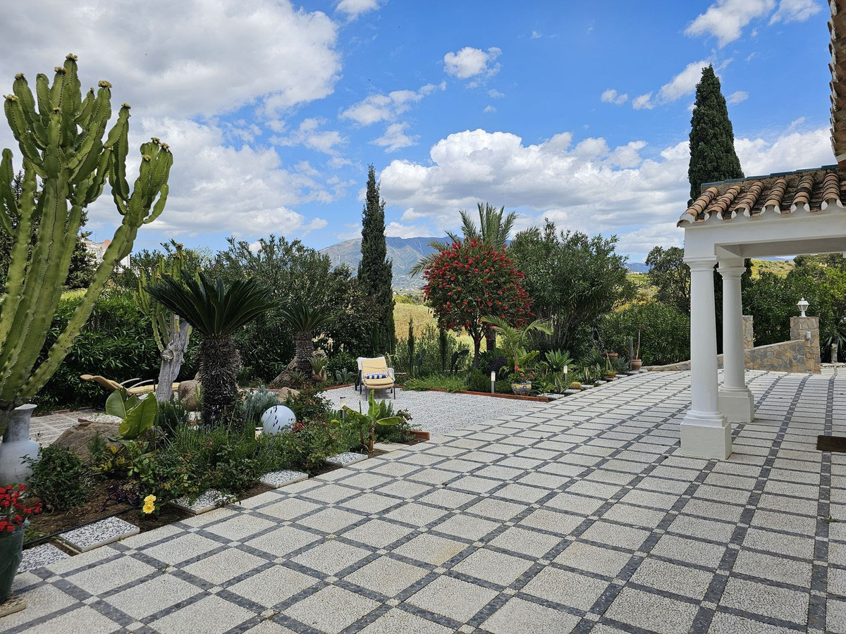 3 Bed Townhouse for sale in Entrerrios Málaga, Málaga, Spain