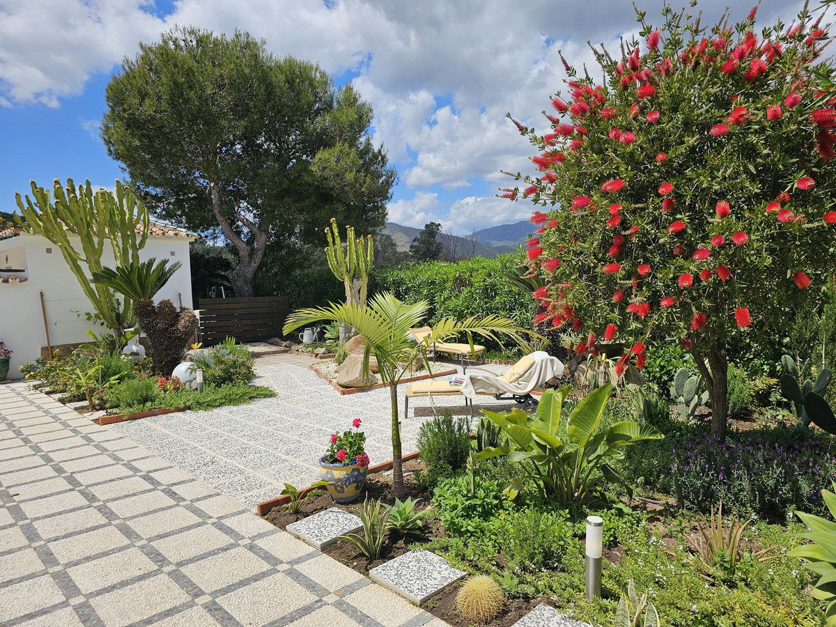 3 Bed Townhouse for sale in Entrerrios Málaga, Málaga, Spain