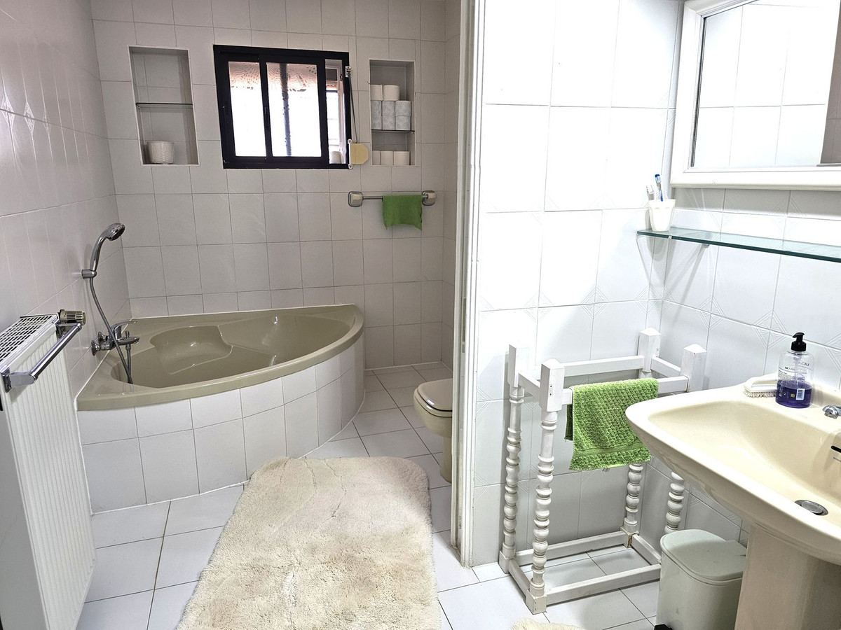 3 Bed Townhouse for sale in Entrerrios Málaga, Málaga, Spain