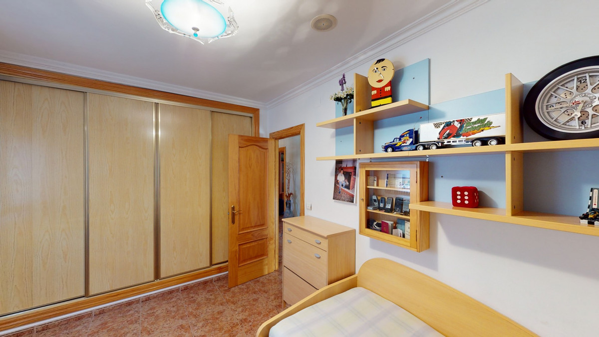 6 Bed Townhouse for sale in Alcaucín Costa Del Sol East, Málaga, Spain