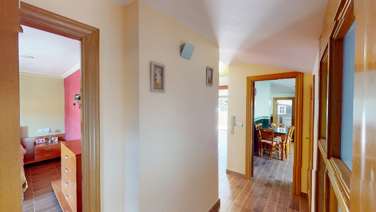6 Bed Townhouse for sale in Alcaucín Costa Del Sol East, Málaga, Spain