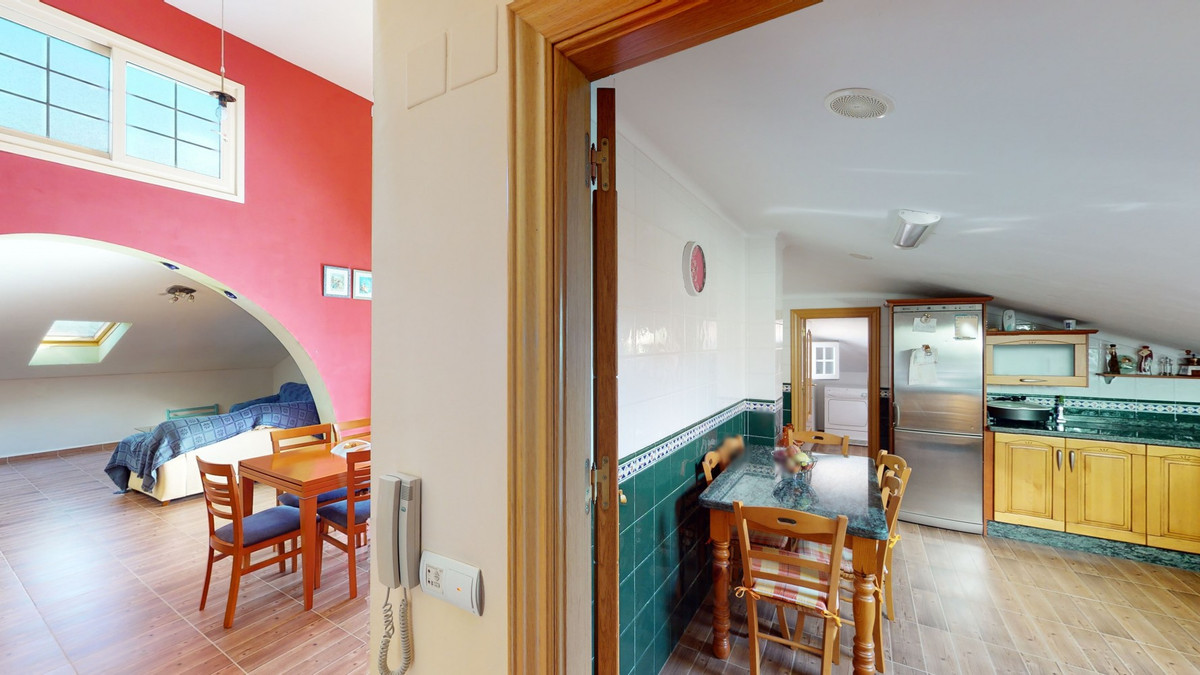 6 Bed Townhouse for sale in Alcaucín Costa Del Sol East, Málaga, Spain