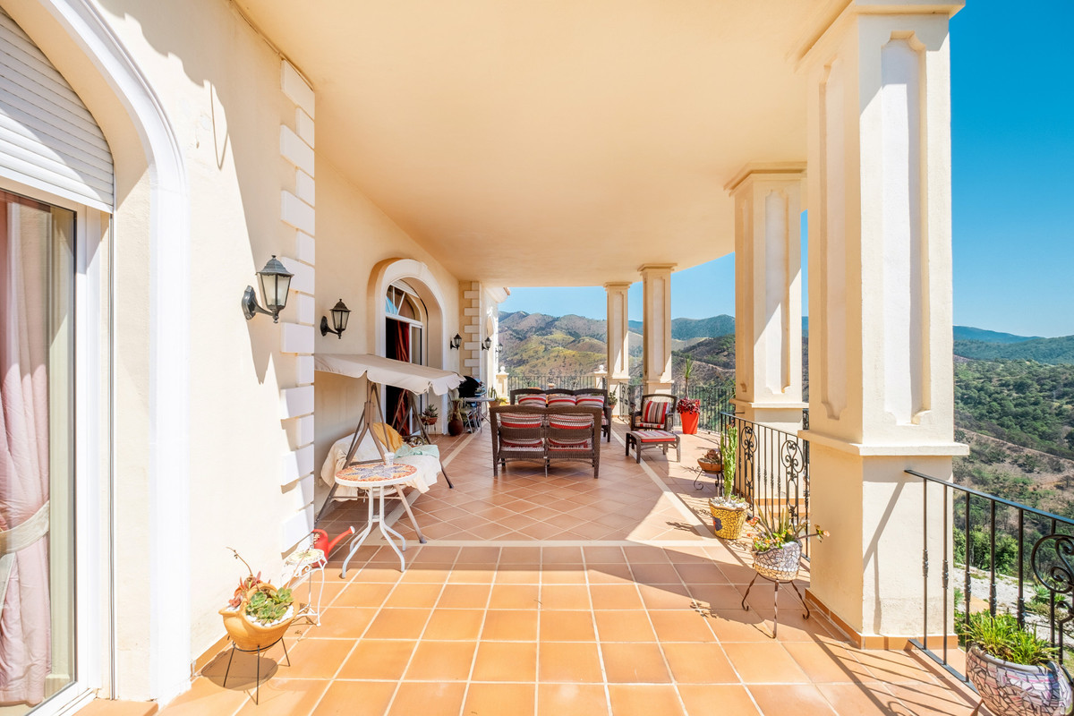 Se vende Finca - Cortijo de 7 dormitorios en Costa Del Sol, Málaga, España