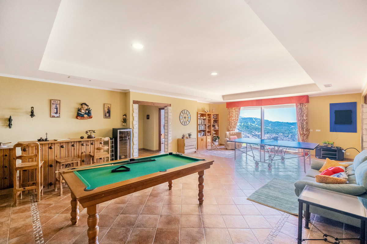 Se vende Finca - Cortijo de 7 dormitorios en Costa Del Sol, Málaga, España