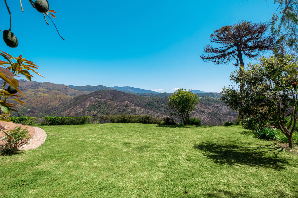 Se vende Finca - Cortijo de 7 dormitorios en Costa Del Sol, Málaga, España