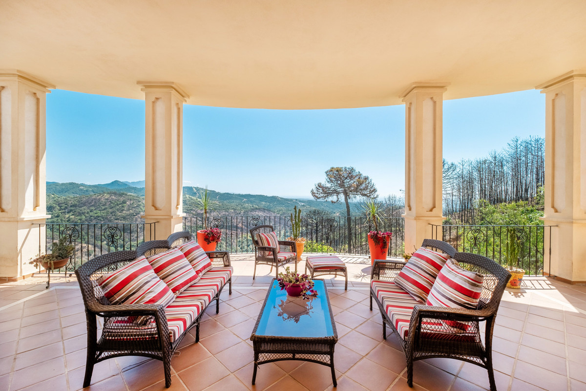 Se vende Finca - Cortijo de 7 dormitorios en Costa Del Sol, Málaga, España