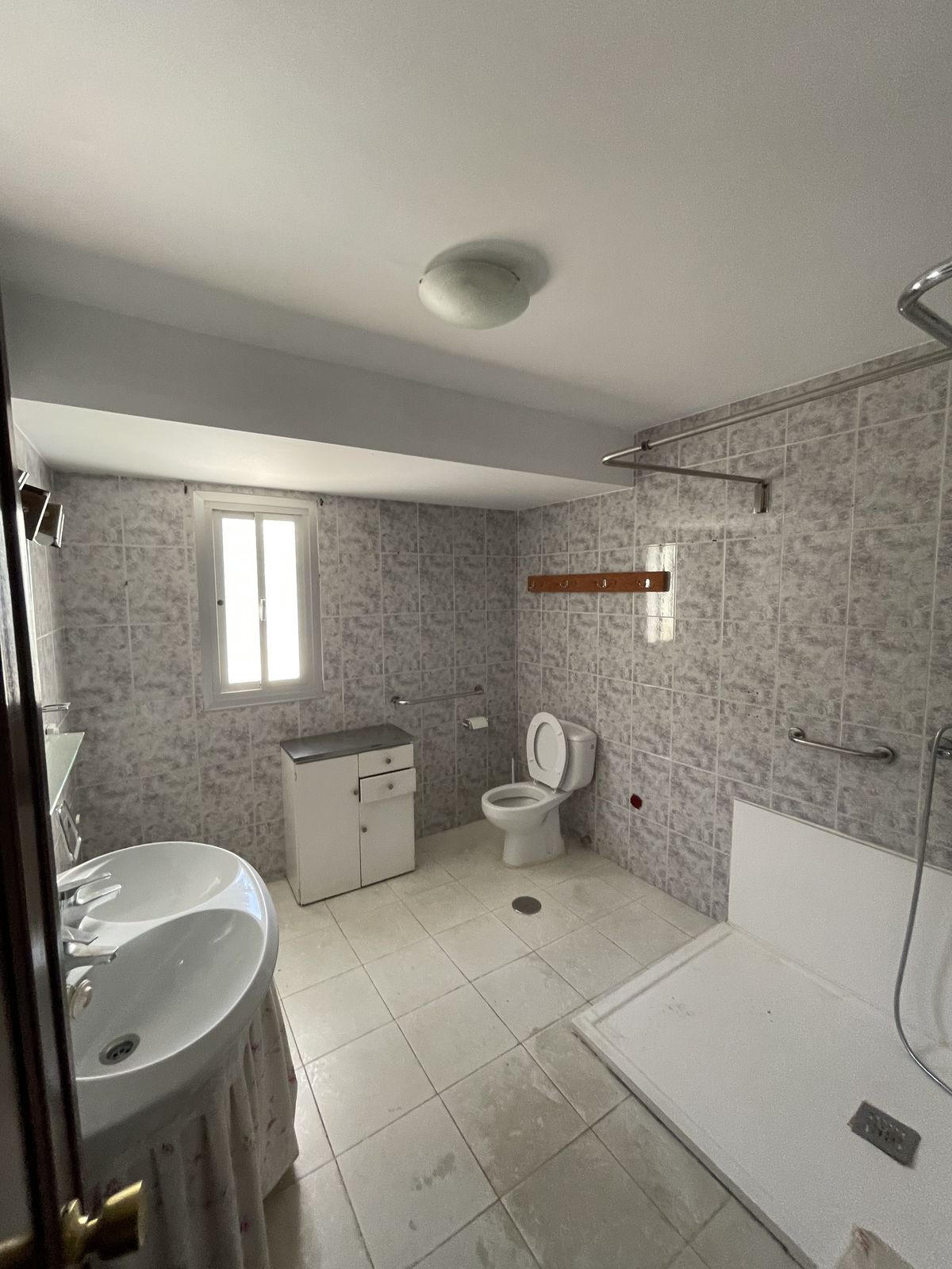 4 Bed Apartment for sale in Marbella Costa Del Sol, Málaga, Spain