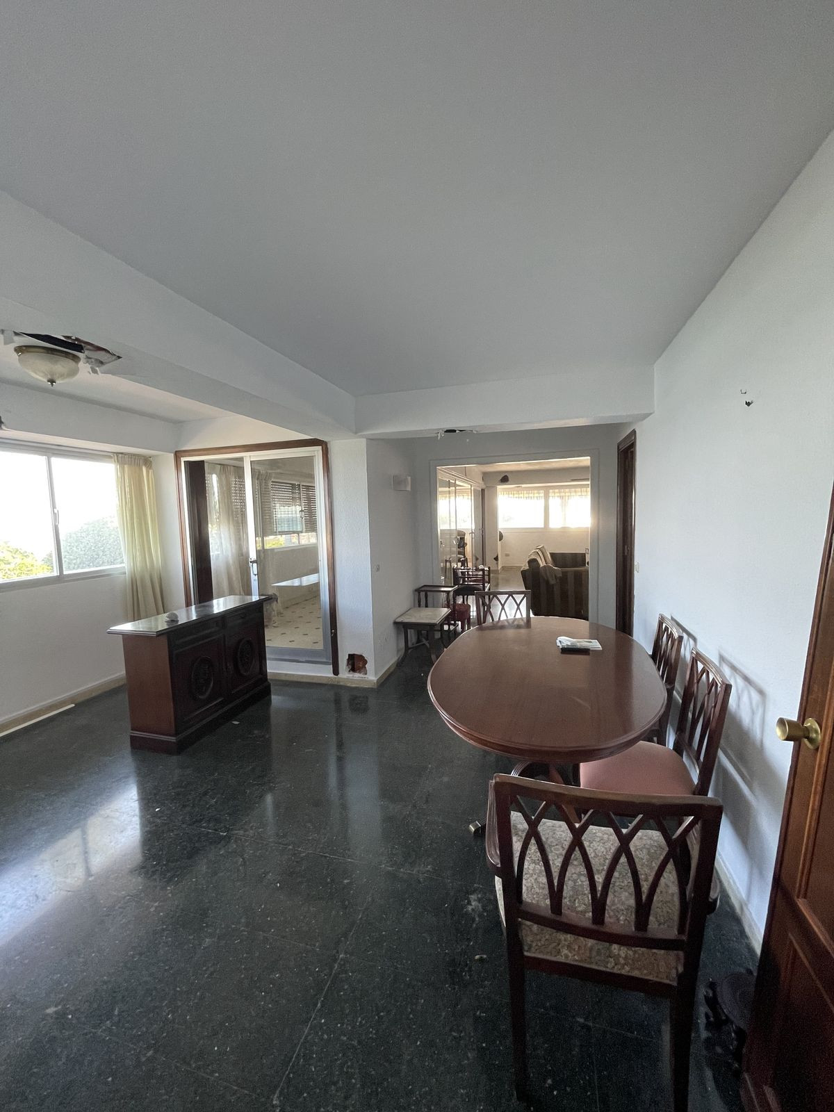 4 Bed Apartment for sale in Marbella Costa Del Sol, Málaga, Spain