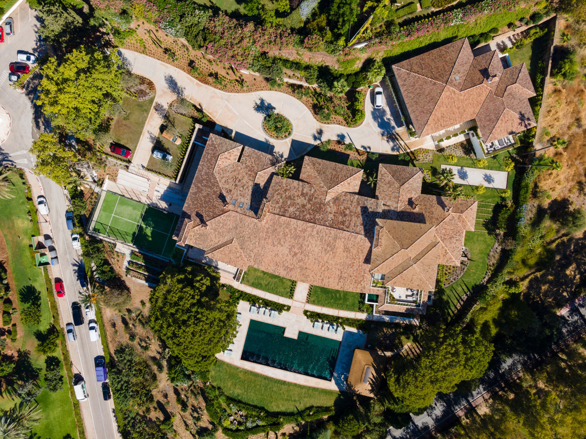 Se vende Villa - Chalet de 16 dormitorios en Costa Del Sol, Málaga, España