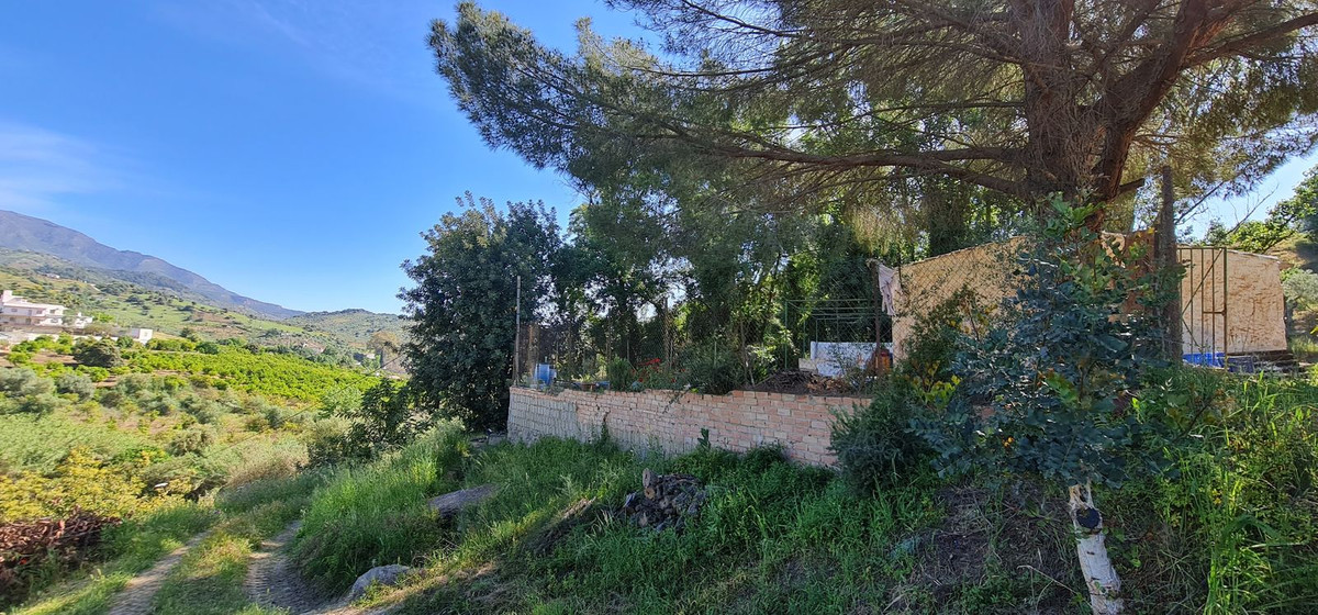 Plots for sale in Tolox Costa Del Sol, Málaga, Spain